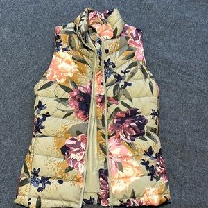Floral vest
